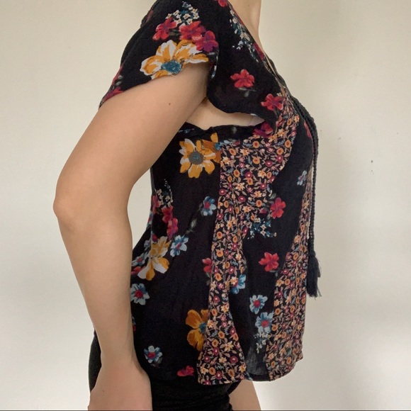 Hollister black floral boho blouse tassels size S - Picture 3 of 8